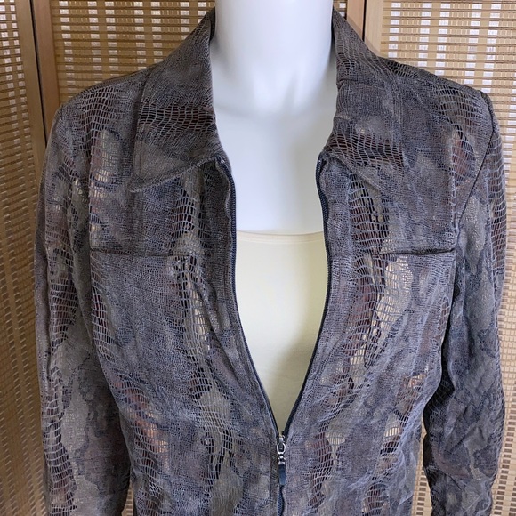 🔷Birch Hill Metallic Snakeskin Print Cropped Lightweight Jacket Size Small - Picture 2 of 8